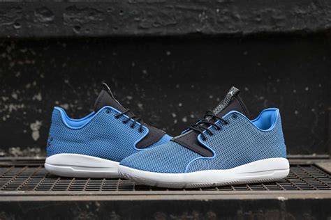 jordan eclipse blue.